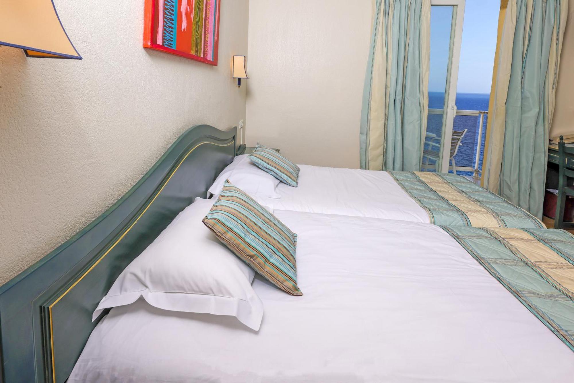 Hotel Saint Christophe Кальви Экстерьер фото