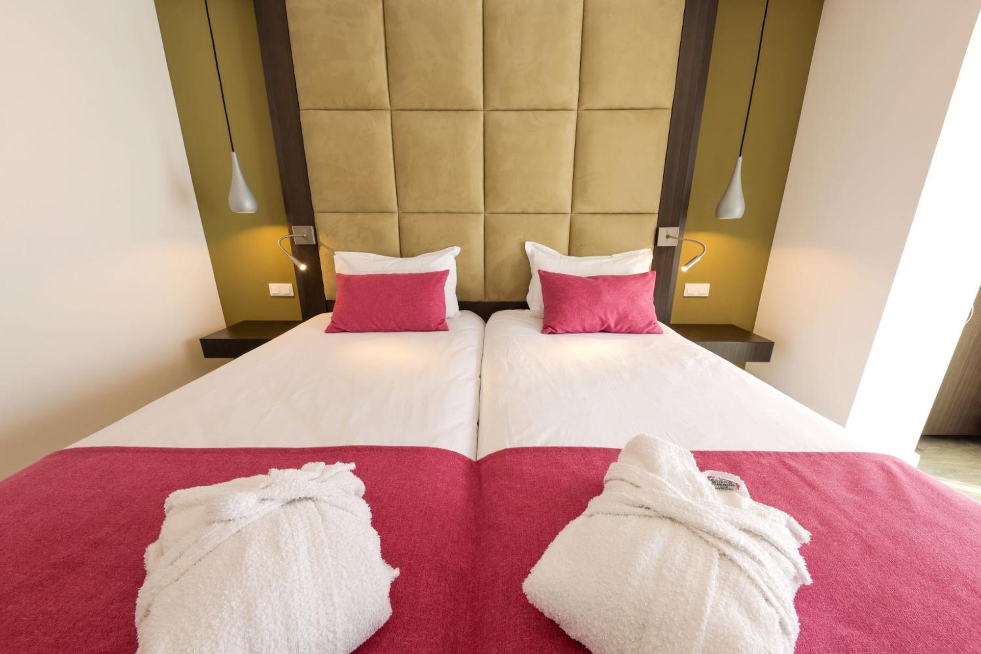 Hotel Saint Christophe Кальви Экстерьер фото