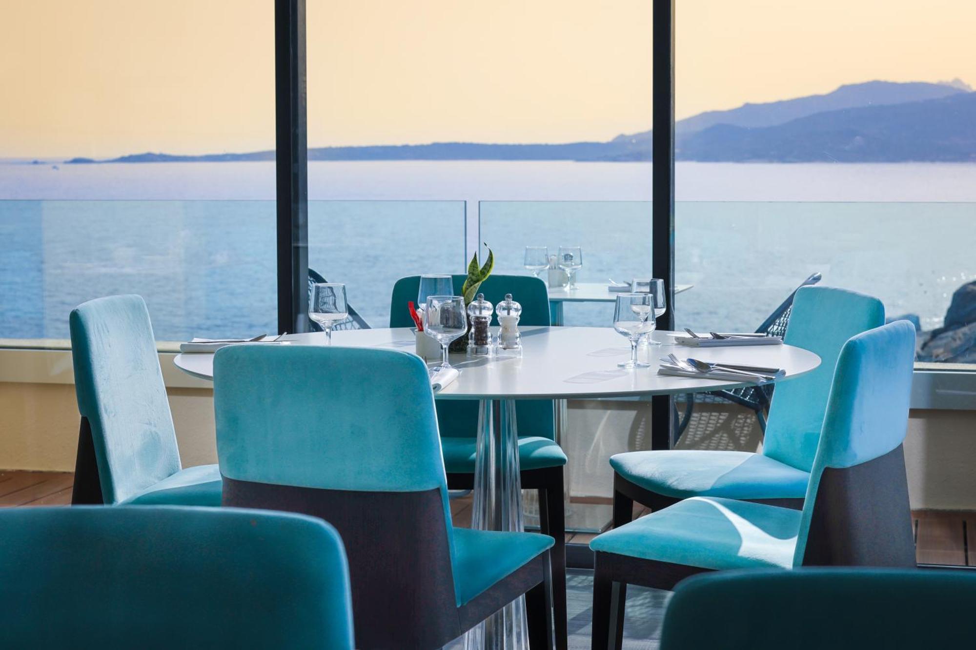 Hotel Saint Christophe Кальви Экстерьер фото