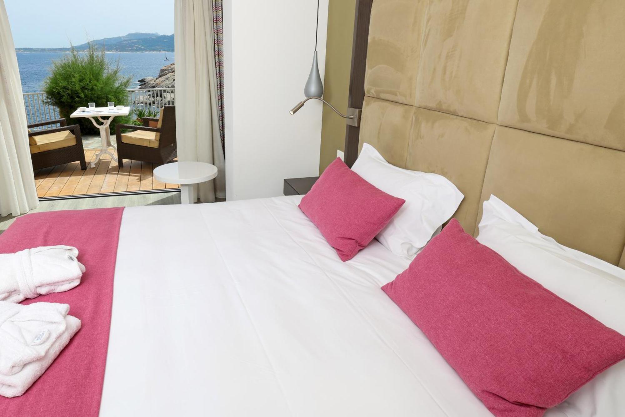 Hotel Saint Christophe Кальви Экстерьер фото